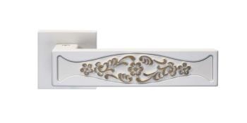 Maniglia per porta Fusital serie H375 MT Duemilaquattordici, con rosetta e bocchetta foro normale, finitura Bianco Oro