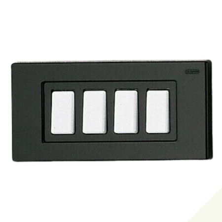 Placca coprinterrutore Tamigi T504 Olivari per interruttore luce da muro, 4 fori, finitura Bianco