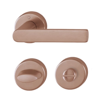 Maniglia Los Angeles Hoppe per porta interna, rosetta e nottolino Wc, quadro 8 mm, spessore porta 38-47 mm, Ottone finitura Rame Satinato Resista F84-1-R