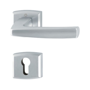 Maniglia Acapulco Hoppe per porta interna, rosetta e bocchetta quadra foro Yale, quadro 8 mm, spessore porta 57-71 mm, Ottone finitura Cromo Satinato Resista F41-R
