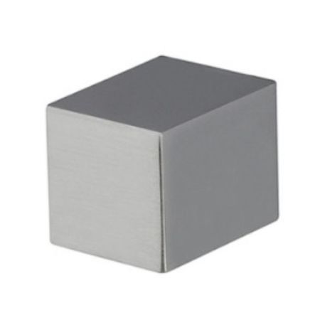 Pomolo 124 NN Reguitti per cilindro porta, quadro, foro 8 mm, finitura Satinato Cromato