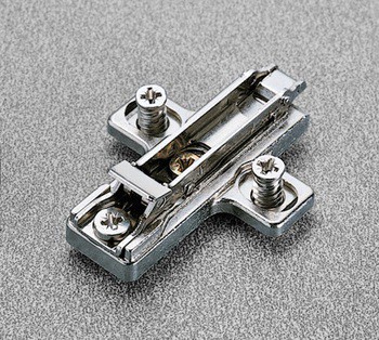 Basetta di premontaggio Clip BARGR69/16 Salice, a croce, 06 mm, fissaggio con viti Euro, con regolazione verticale con eccentrico, finitura Nichelato