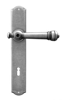 Maniglia in ferro per porta Galbusera serie Salisburgo con molla e placca finiture speciali