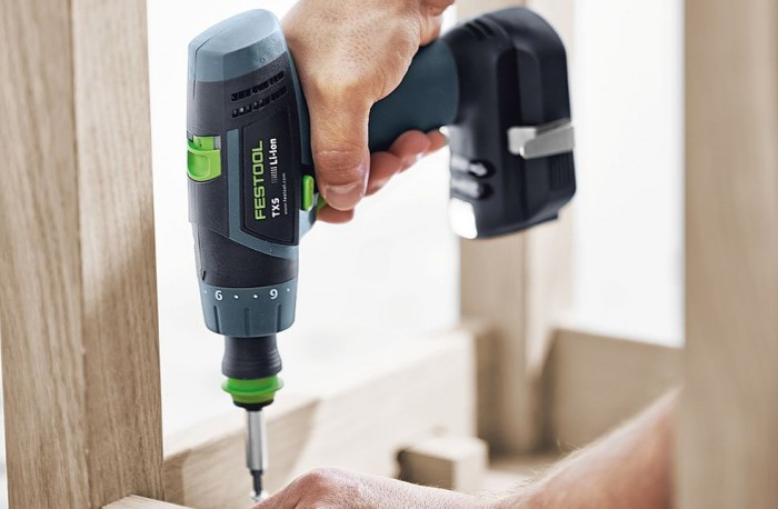 Trapano avvitatore a batteria TXS